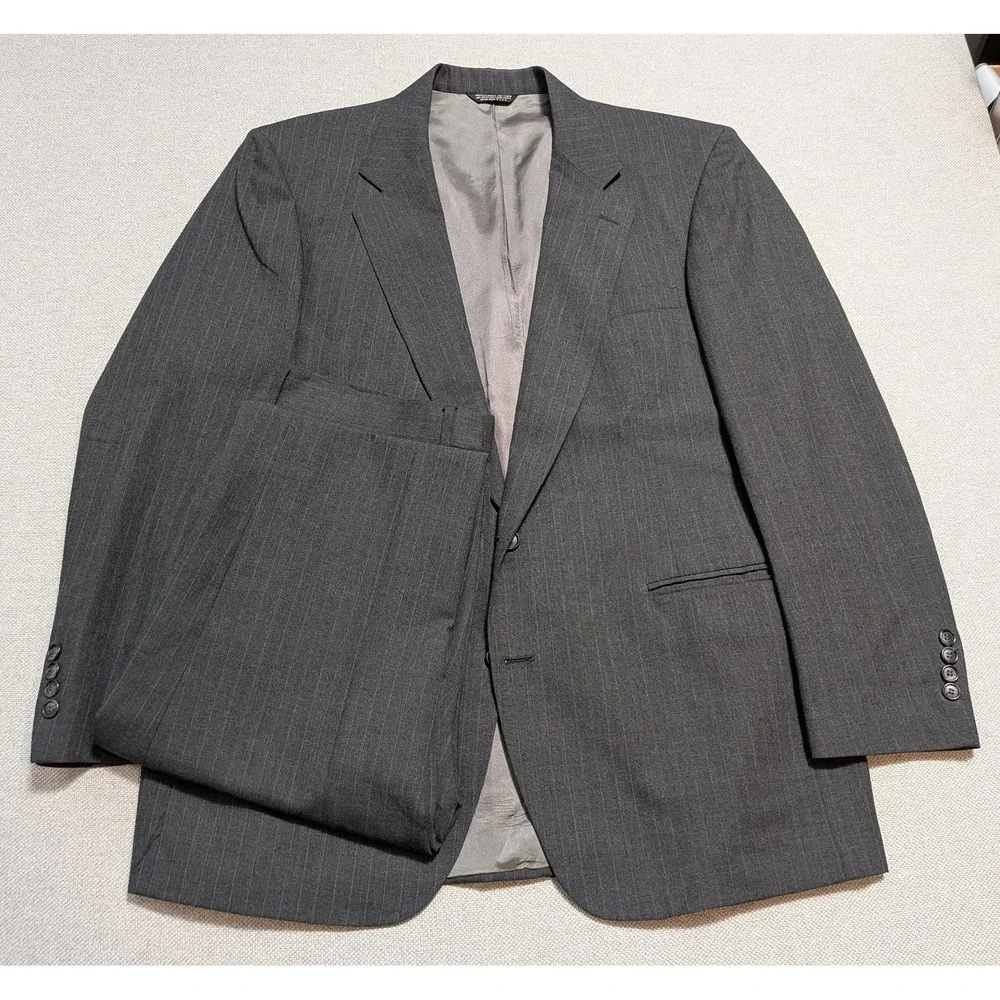 C&R Clothiers Men's 46L 2 Piece Suit Gray Pinstripe Wool Union USA Made Vintage